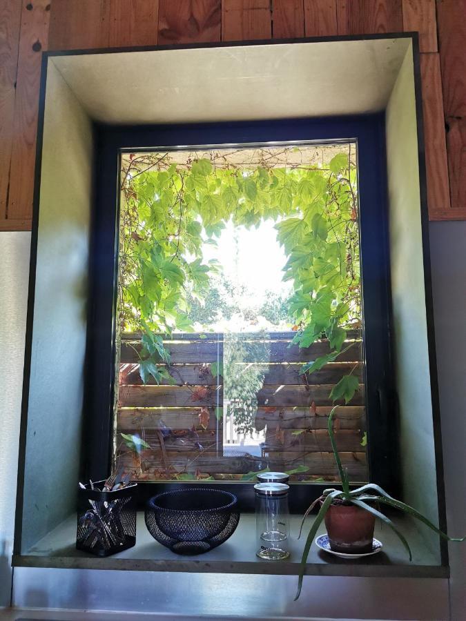 Gite De Charme Au Coeur De L'Entre-Deux-Mers Haux  Exterior foto