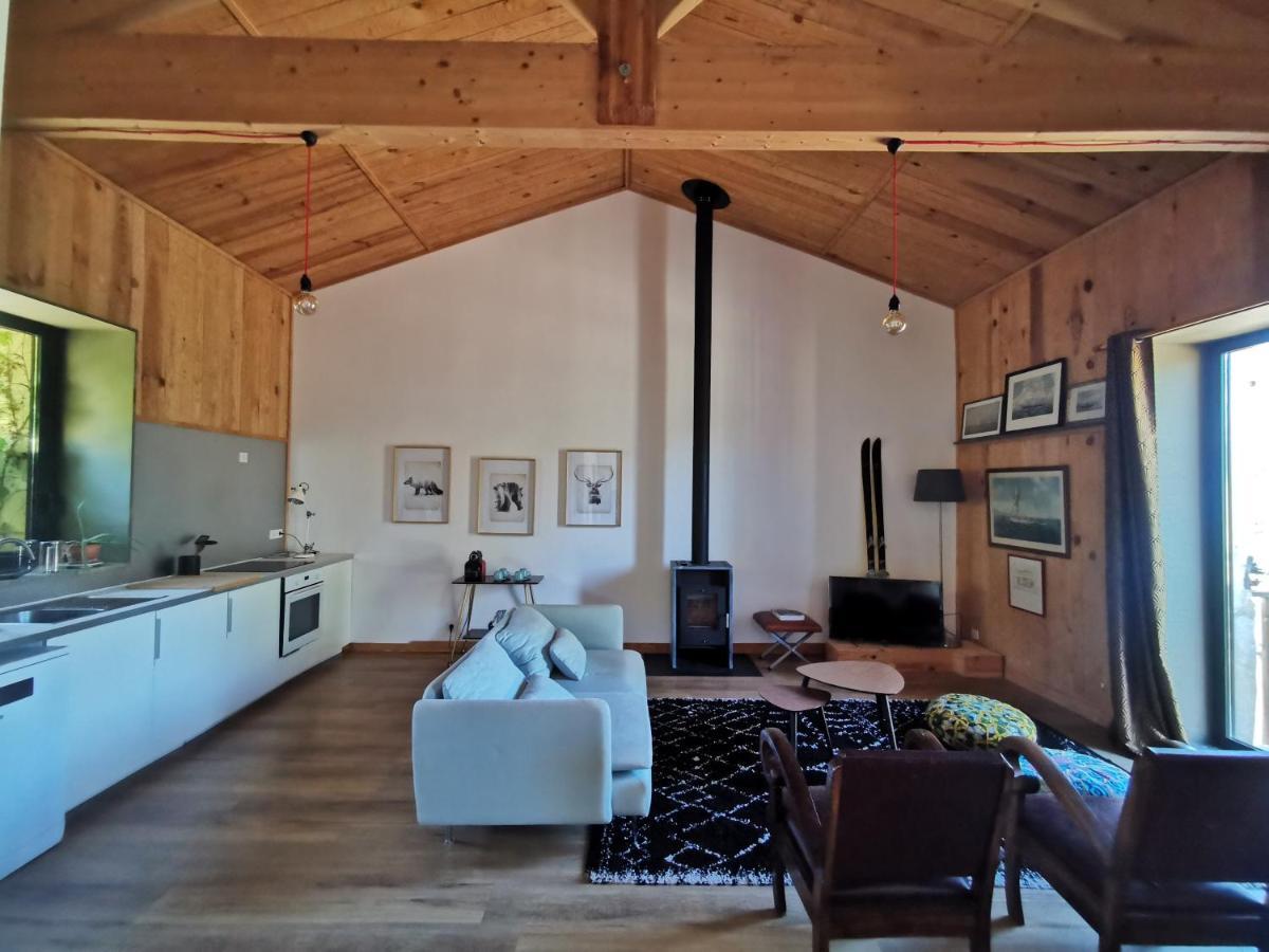 Gite De Charme Au Coeur De L'Entre-Deux-Mers Haux  Exterior foto